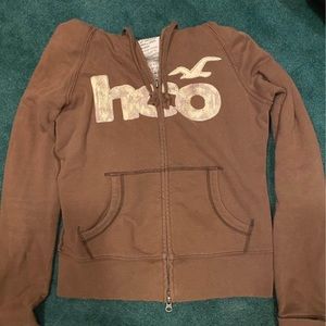 Brown hollister sweatshirt